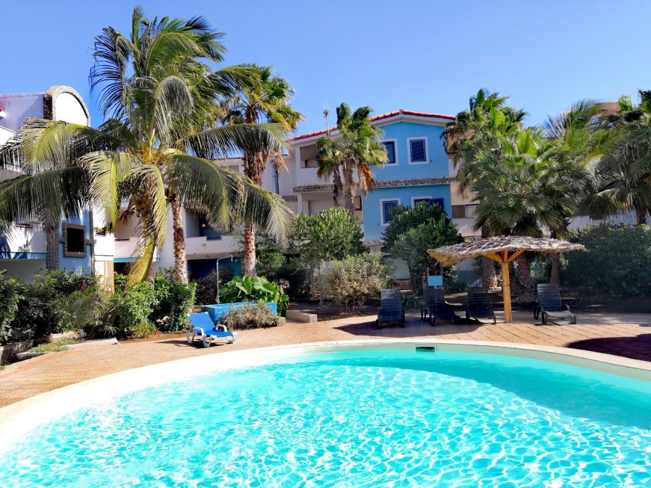 Sal Service Blu Moradias Residence With Pool Santa Maria Exterior photo